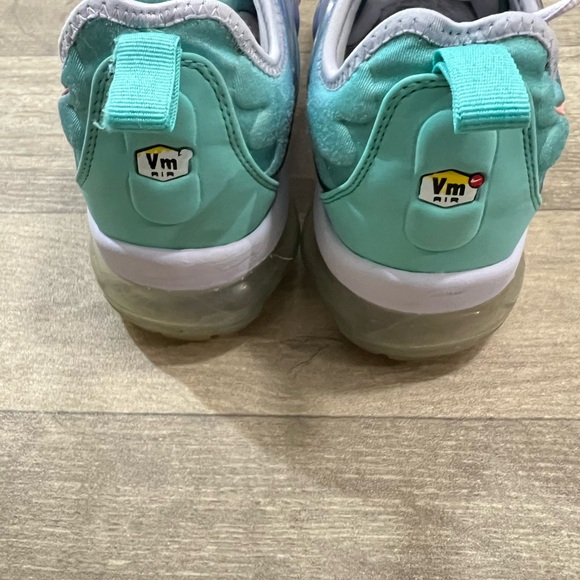 Nike Vapormax Plus Pastel Easter Size 9.5 - Picture 4 of 10